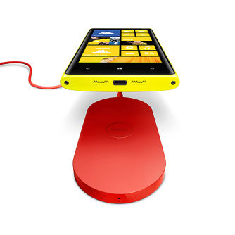 Nokia Lumia 920无线充电示意图