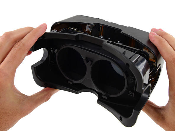 《国际电子商情》拆解Oculus Rift头戴式3D显示器开发者版本(Developer's Kit 2，DK2)