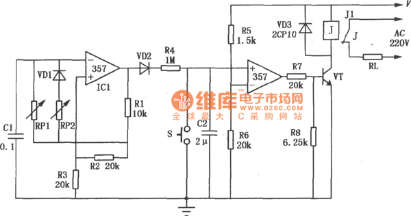 运放F003组成的自动曝光定时器电路