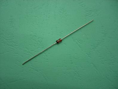 供应稳压二极管，0.5W 25V,1N5253