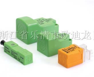 供应接近开关第二代角柱型条TS30 PNP 常开