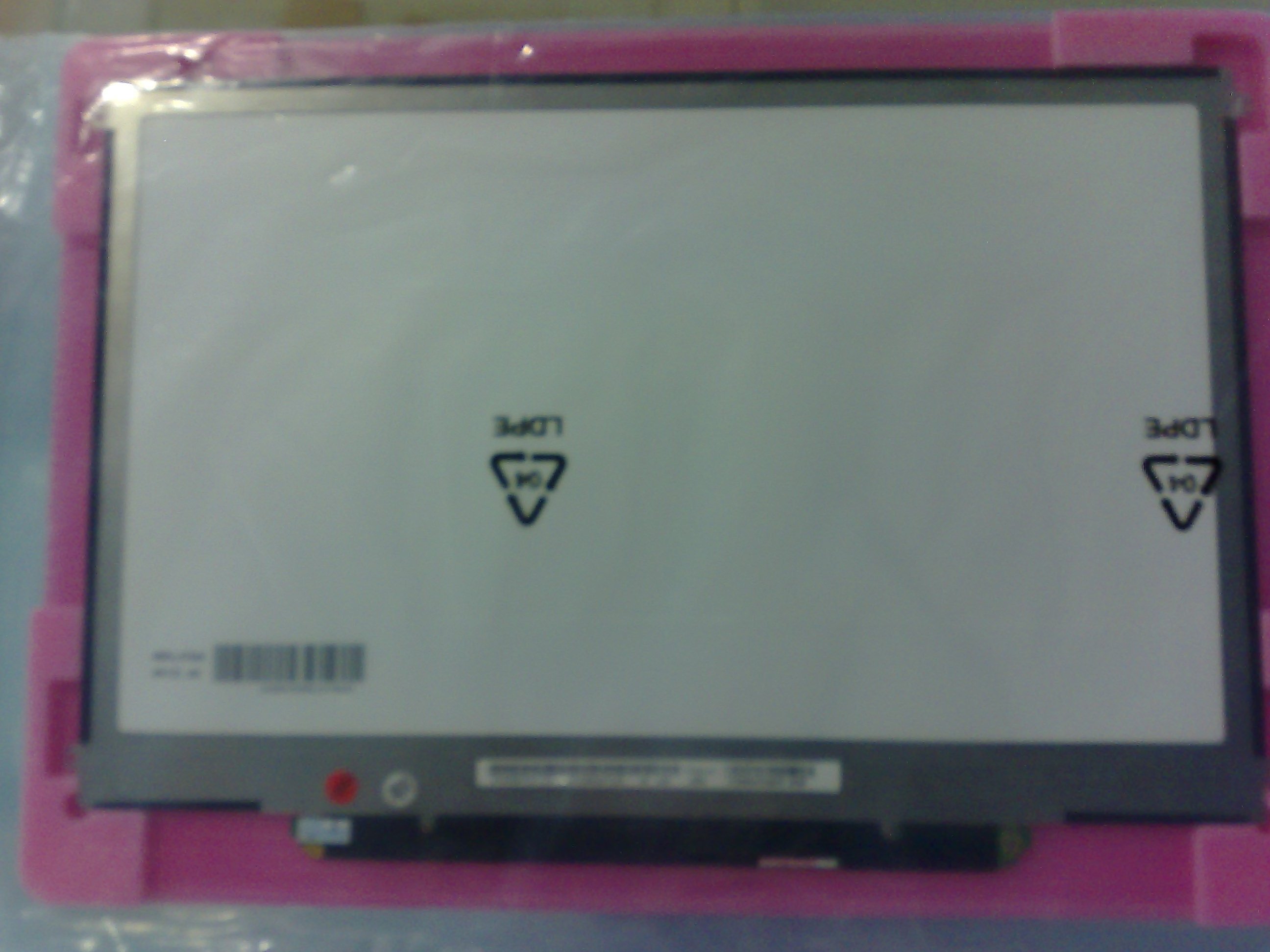 13.3”FTF LED*液晶屏