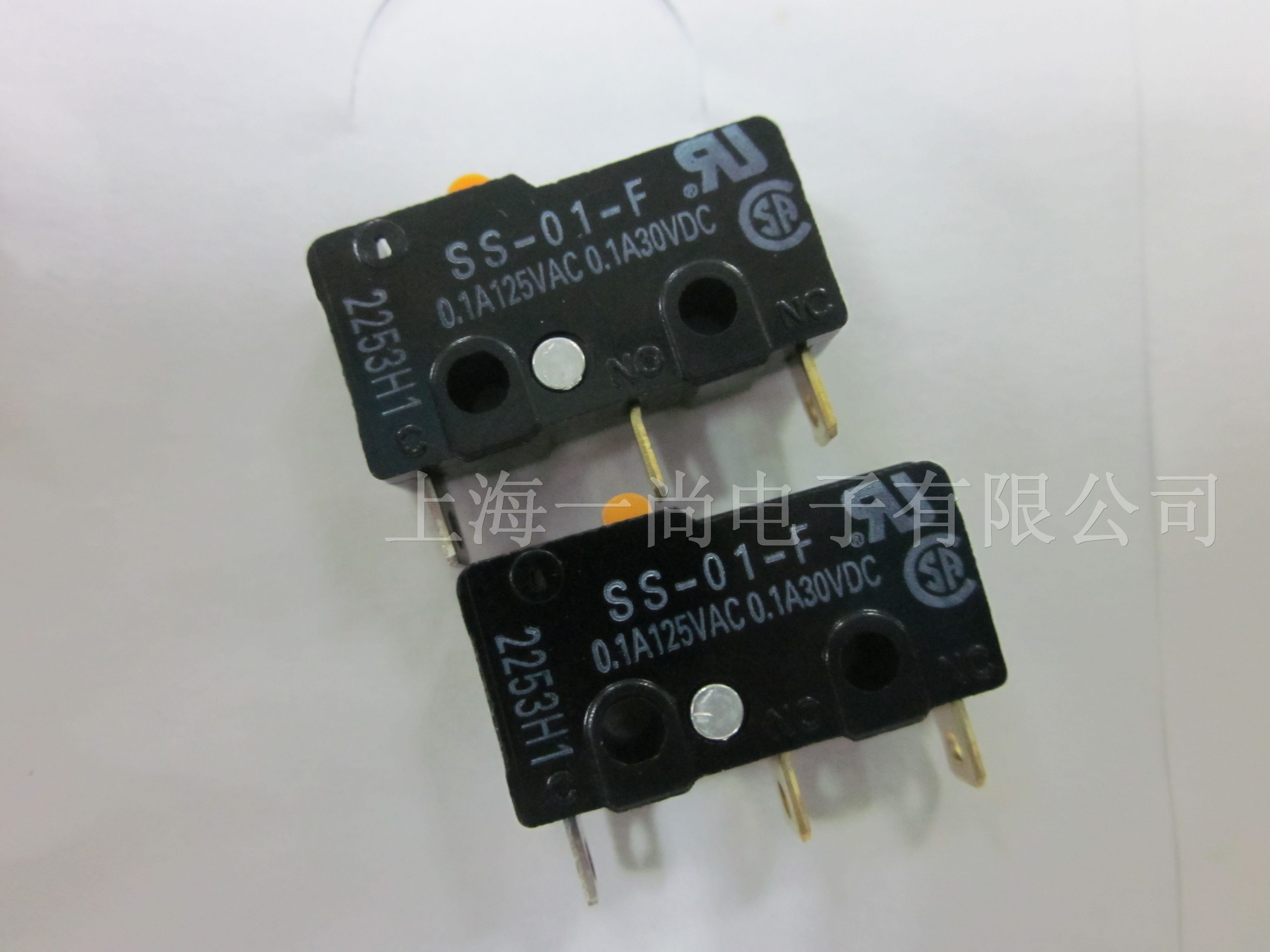 供应OMRON*原装小型SS-01-F*小型长寿命基本开关