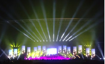 供应室外3906点W16全彩色LED显示屏