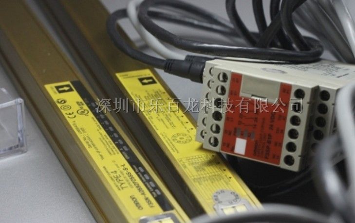 供应欧母龙安全光栅F3SN-A0592P25SS+F3SP-B1P