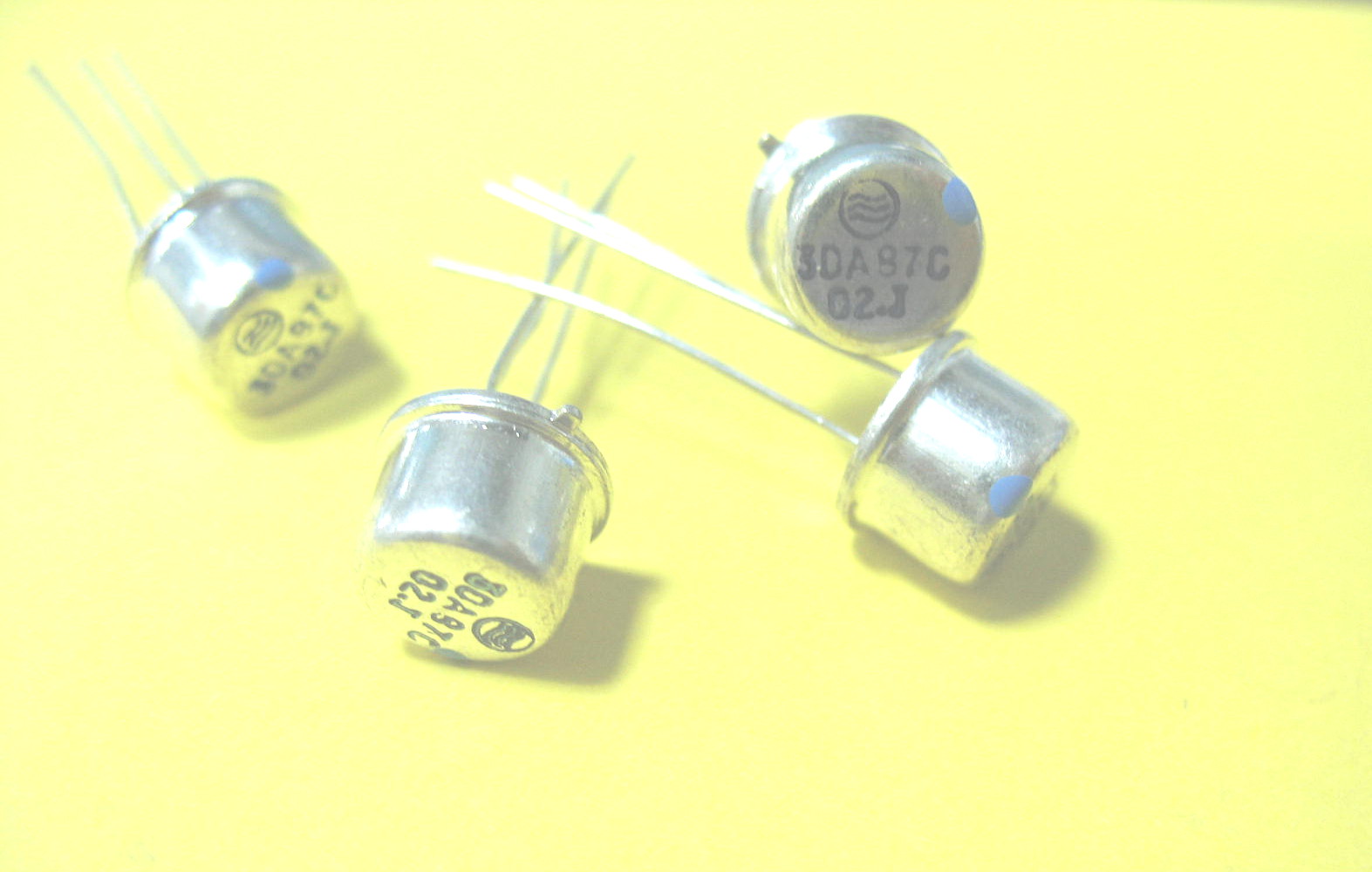 3DA87(3DA150)三极管