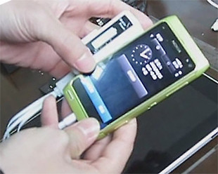 便携式移动电源CBA品牌可以给诺基亚N8等手机充电