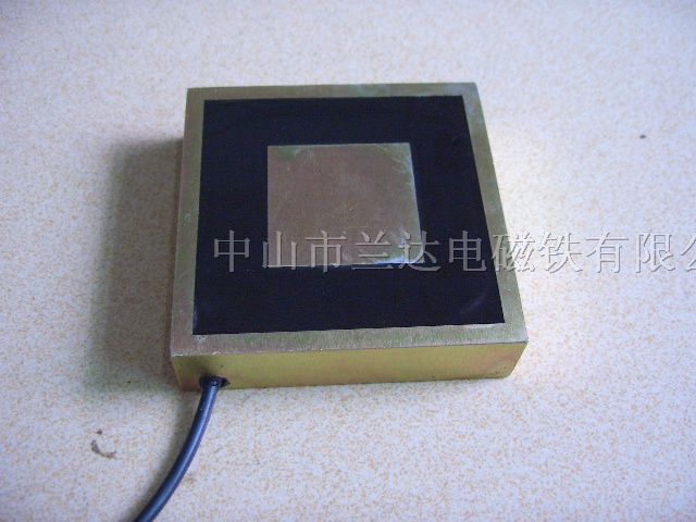供应24V方形吸盘电磁铁汽车门锁用电磁铁吸盘