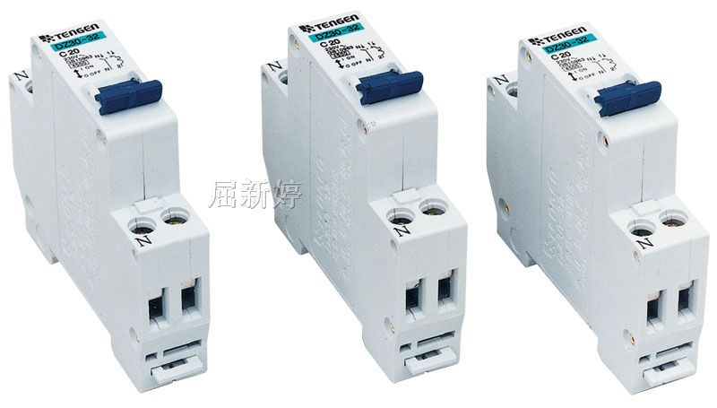 供应天正DZ30-32型断路器
