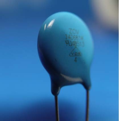 供应ZOV全系列压敏电阻器，压敏电阻07D221，欢迎来电