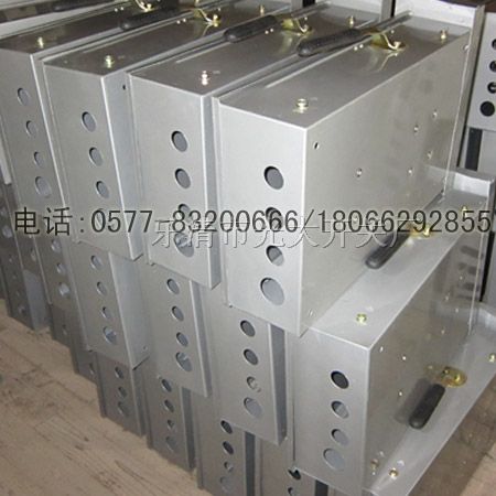供应HH3-250/3铁壳开关