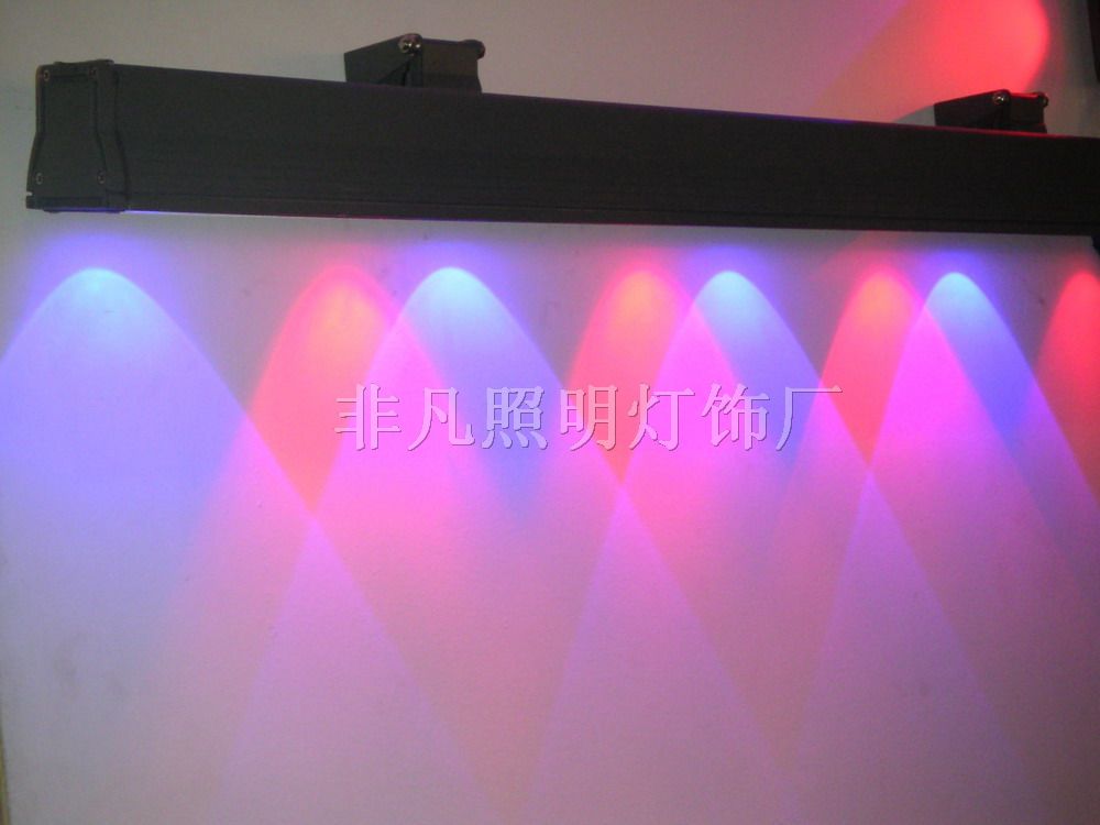 供应LED条型洗墙灯LED七彩大功率洗墙灯*