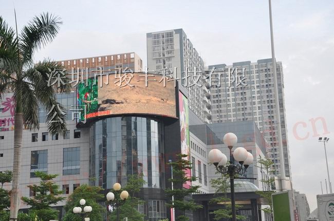 p10全彩led显示屏