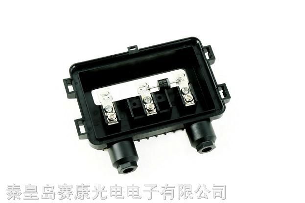 供应太阳能组件接线盒,提供太阳能组件接线盒制作