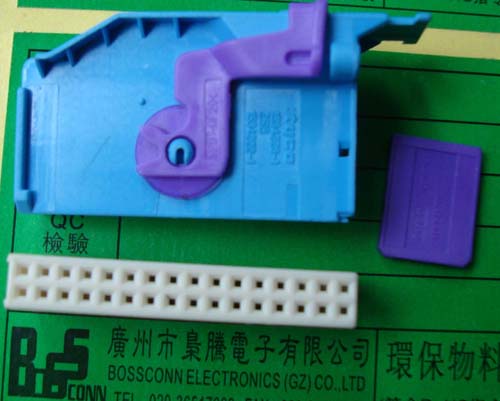 供应汽车仪表接插件1534222-